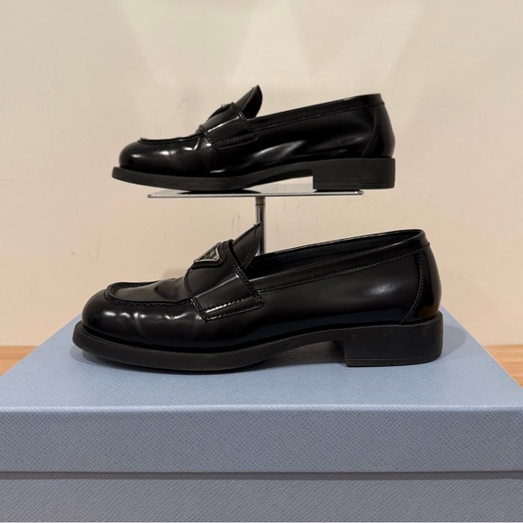 Prada Triangle Logo Loafer (women 35.5) - Picture 13 of 15